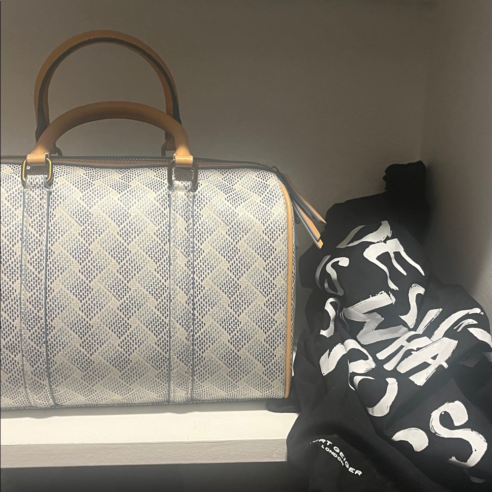 Kurt Geiger new with dust bag White and Tan Handbag - Picture 9 of 9